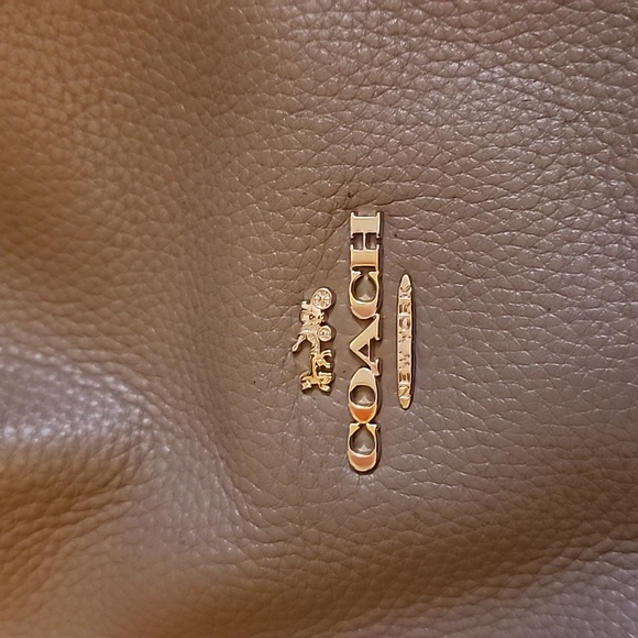 Coach - Picture 2 of 5